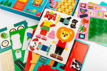 Load image into Gallery viewer, Fold-Out + Play Doll's House
